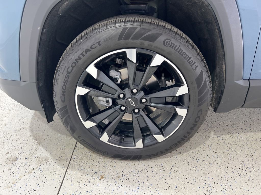 Used 2025 Chevrolet Equinox RS FWD image 30