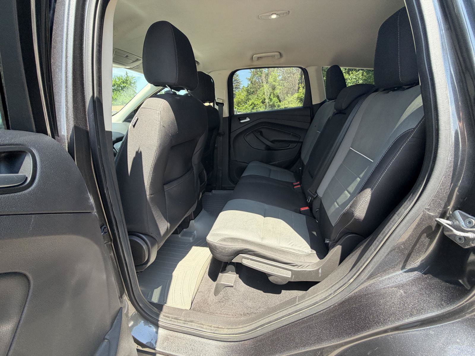 Used 2015 Ford Escape SE AWD/4WD image 21