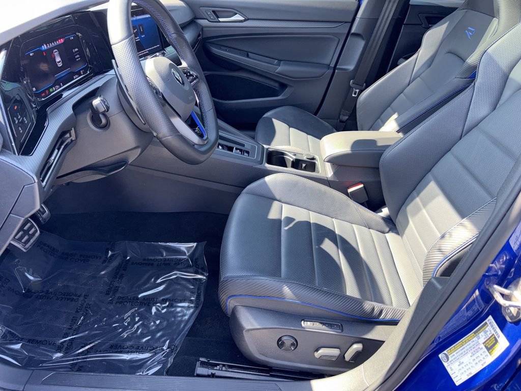 Used 2022 Volkswagen Golf R image 21