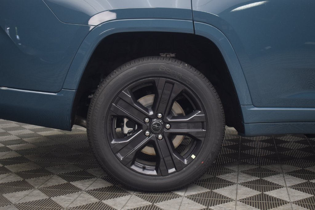 New 2027 Jeep Grand Cherokee L Limited AWD/4WD image 10