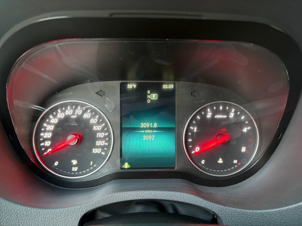 Used 2024 Mercedes-Benz Sprinter 3500 image 13