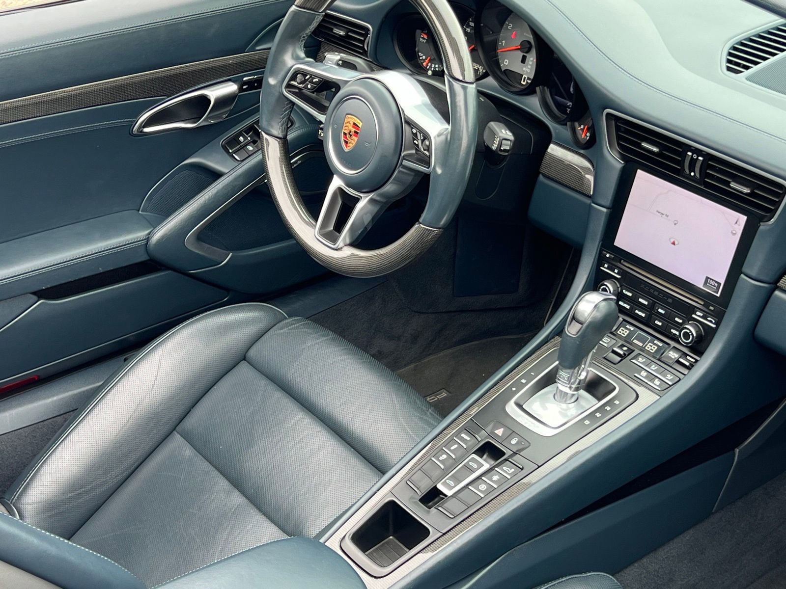 Certified 2017 Porsche 911 Targa 4S AWD/4WD image 18