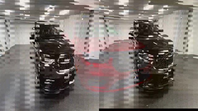 Used 2021 Chrysler Pacifica Touring image 3