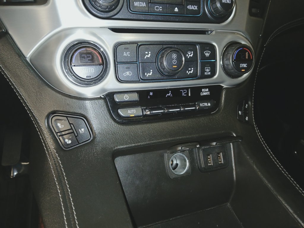 Used 2018 GMC Yukon SLT w/ Premium Edition AWD/4WD image 23
