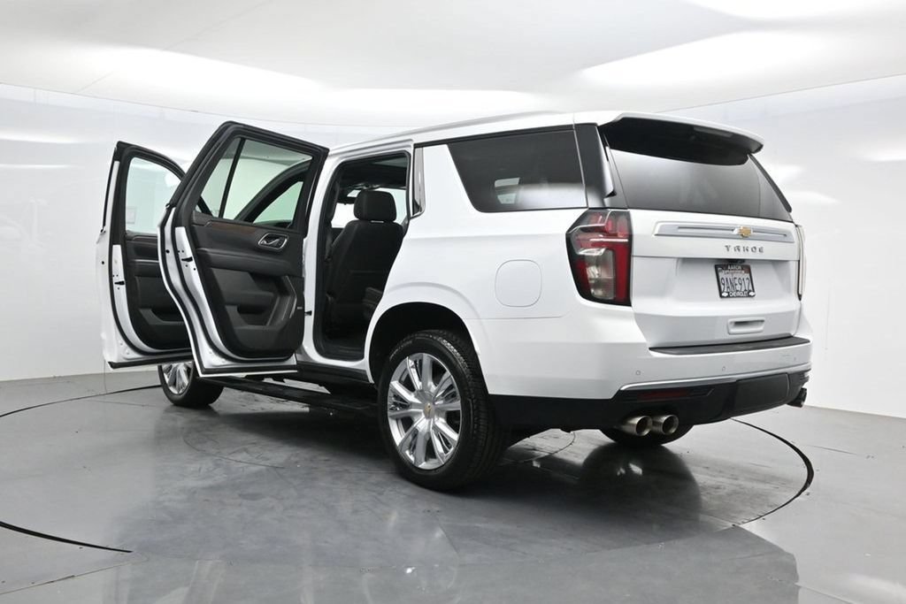 Used 2022 Chevrolet Tahoe High Country w/ Premium Package 2 AWD/4WD image 54