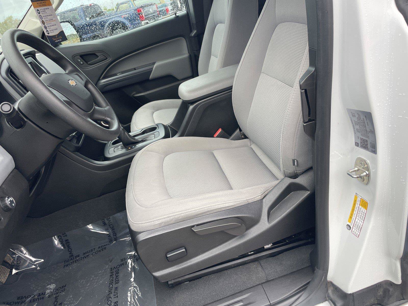 Used 2022 Chevrolet Colorado W/T RWD image 13