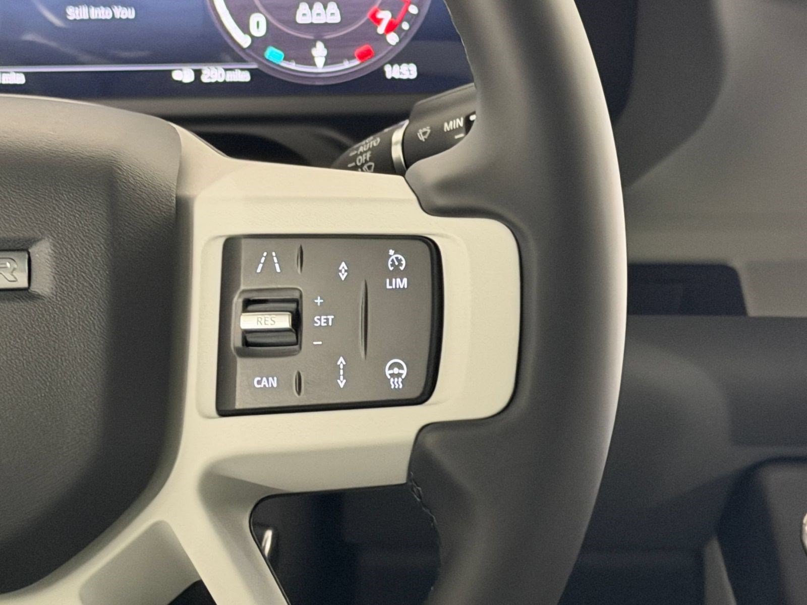 New 2026 Land Rover Defender 110 S AWD/4WD image 17
