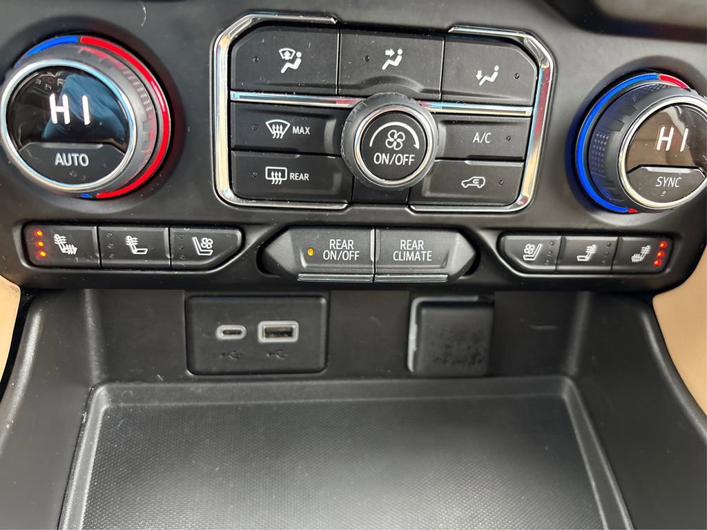 Used 2023 Chevrolet Tahoe Premier w/ Premium Package 2 image 41