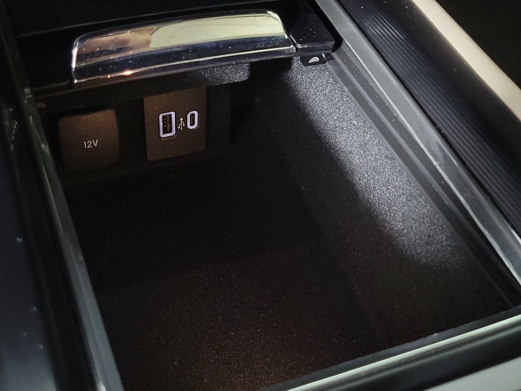 Certified 2021 Lincoln Corsair FWD w/ Convenience Package image 32
