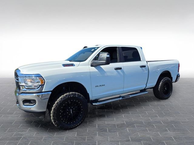 Used 2024 RAM 2500 Big Horn AWD/4WD image 3