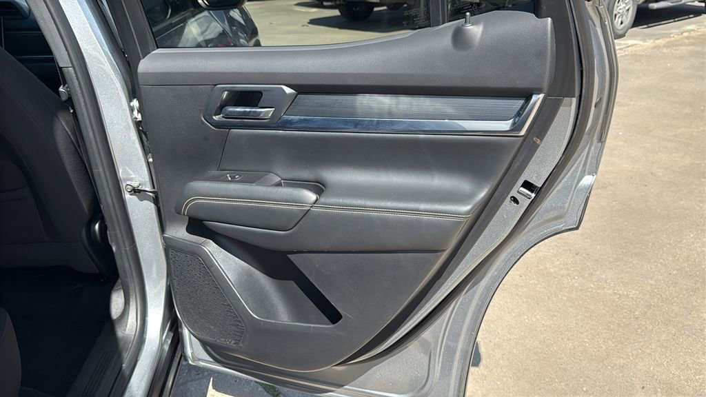 Used 2025 GMC Terrain Elevation FWD image 29