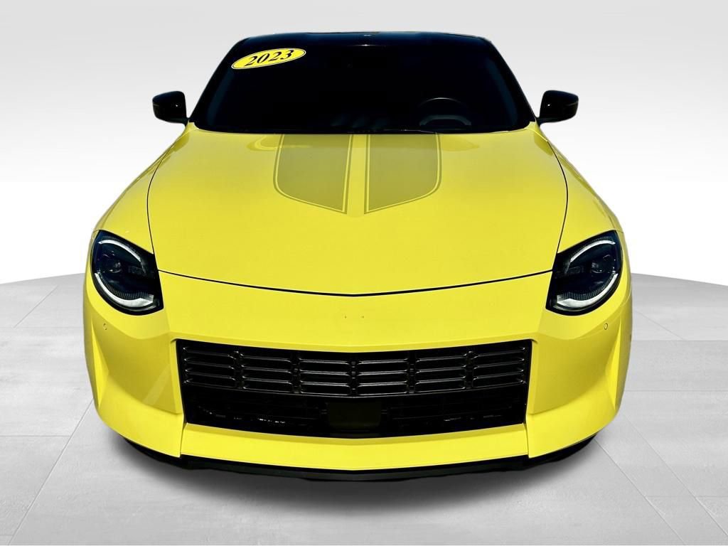 Certified 2023 Nissan Z Performance w/ Floor Mat Package (L93) image 11