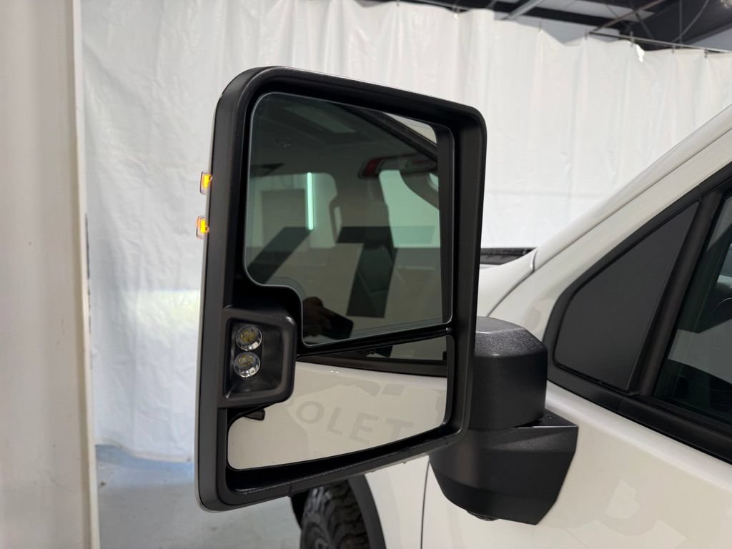 New 2026 Chevrolet Silverado 2500 LTZ w/ LTZ Plus Package AWD/4WD image 9