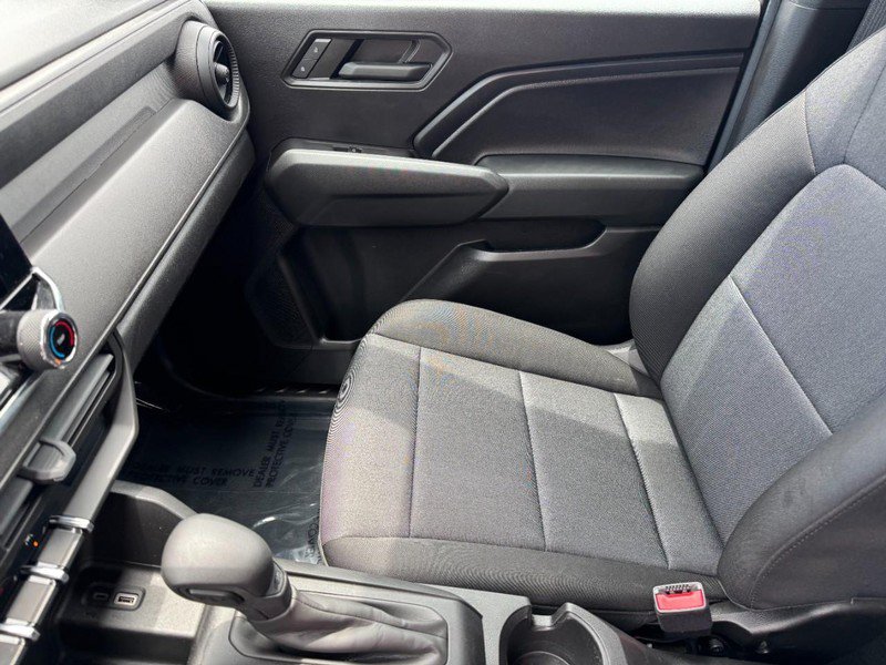 Used 2023 Chevrolet Colorado W/T RWD image 13