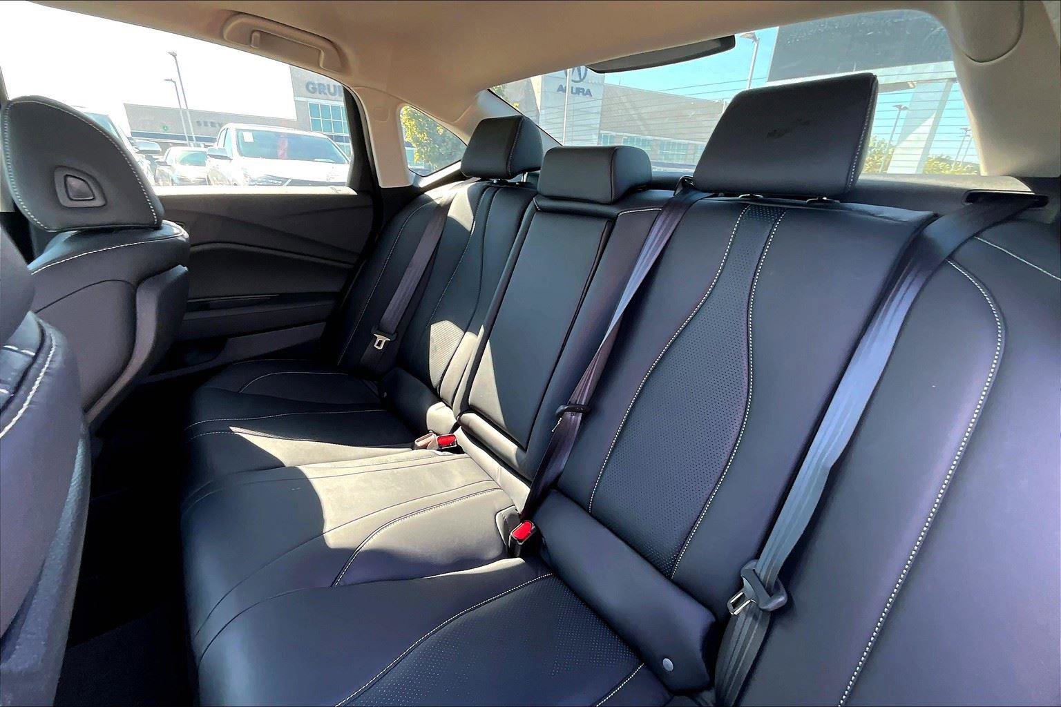 New 2025 Acura TLX w/ Technology Package image 17