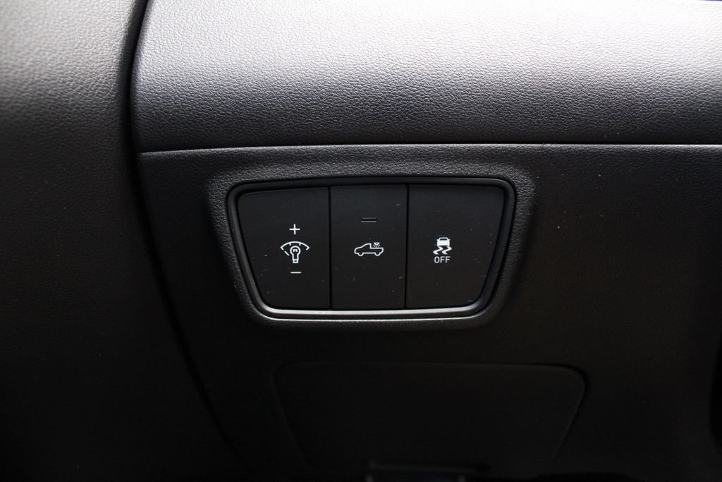 Used 2022 Hyundai Santa Cruz SEL Premium AWD/4WD image 9