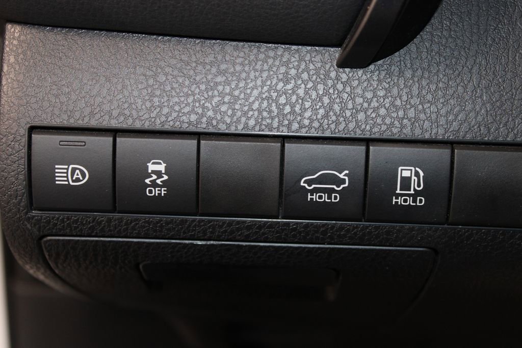 Used 2023 Toyota Camry XLE image 21