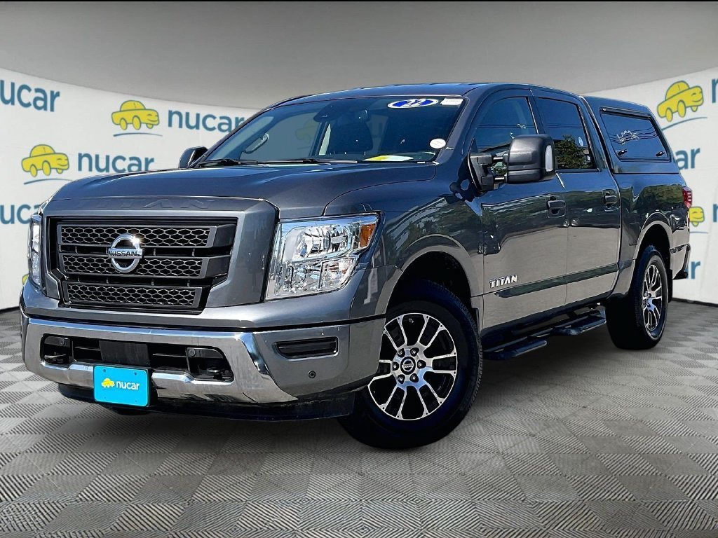 Used 2022 Nissan Titan SV w/ SV Convenience Package AWD/4WD image 3