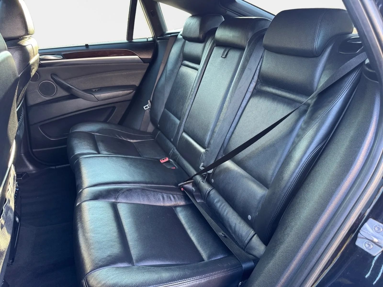 Used 2014 BMW X6 xDrive50i w/ M Performance Package AWD/4WD image 11