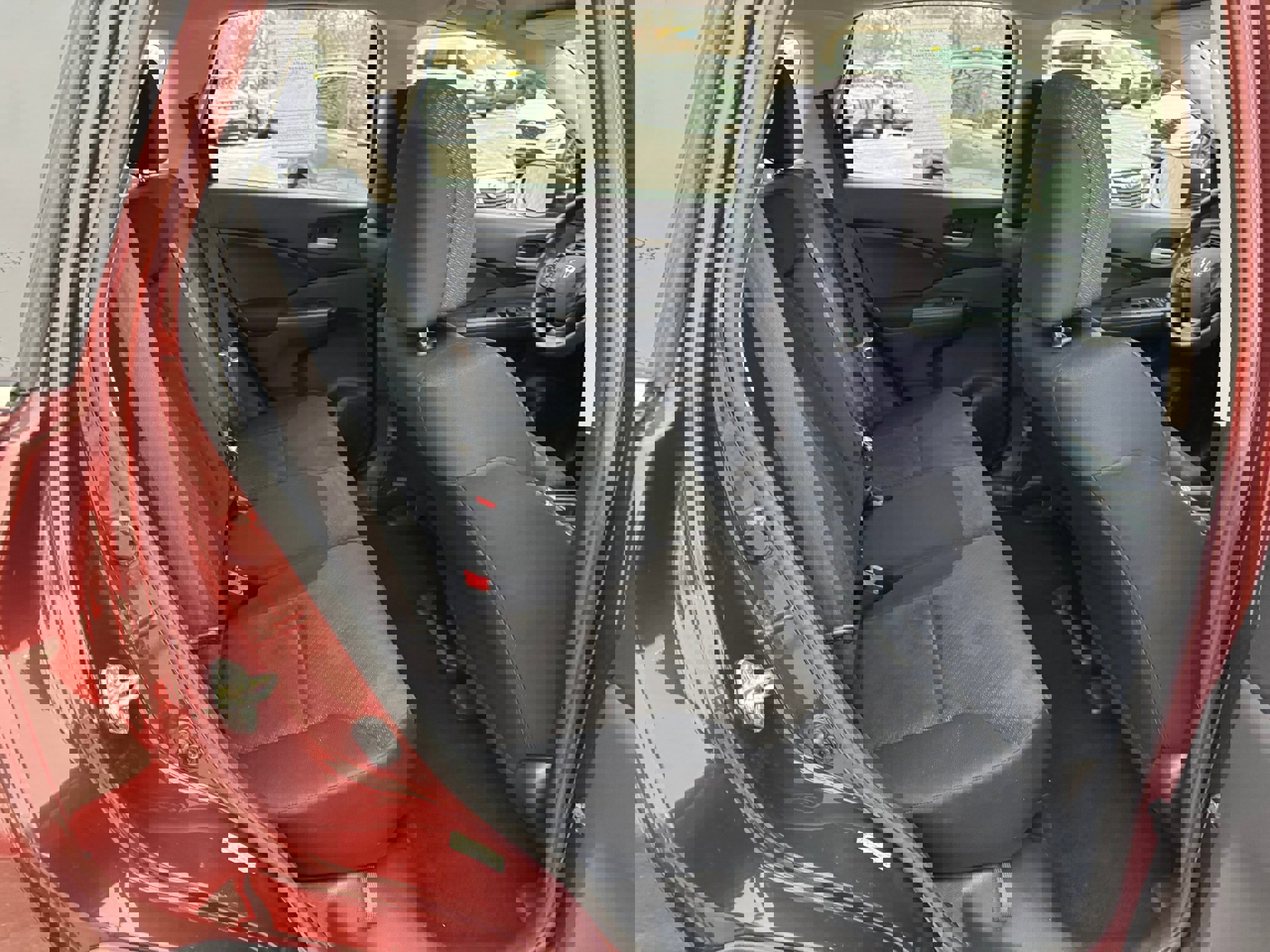 Used 2015 Honda CR-V LX image 12