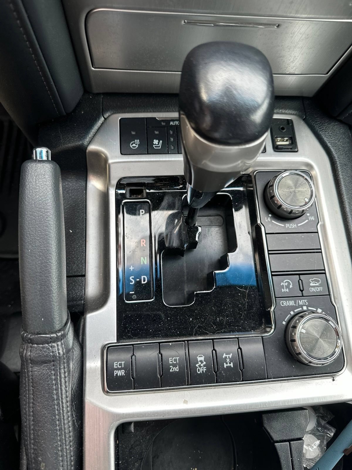 Used 2019 Toyota Land Cruiser AWD/4WD image 16