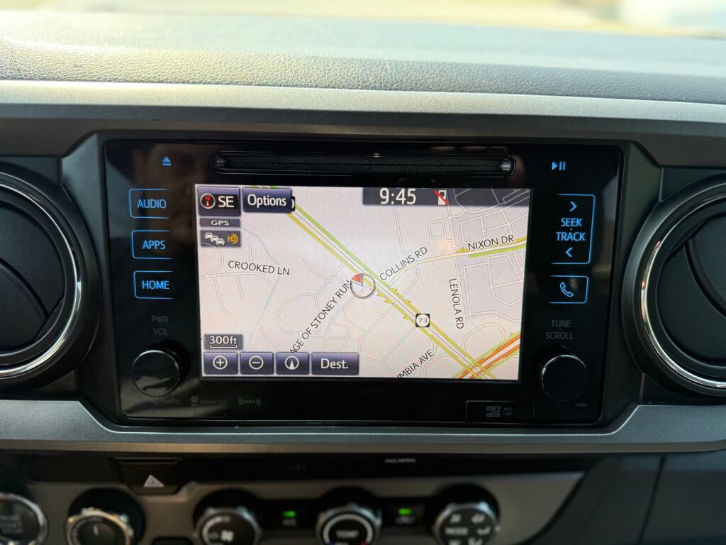 Used 2019 Toyota Tacoma TRD Sport w/ Technology Package AWD/4WD image 17