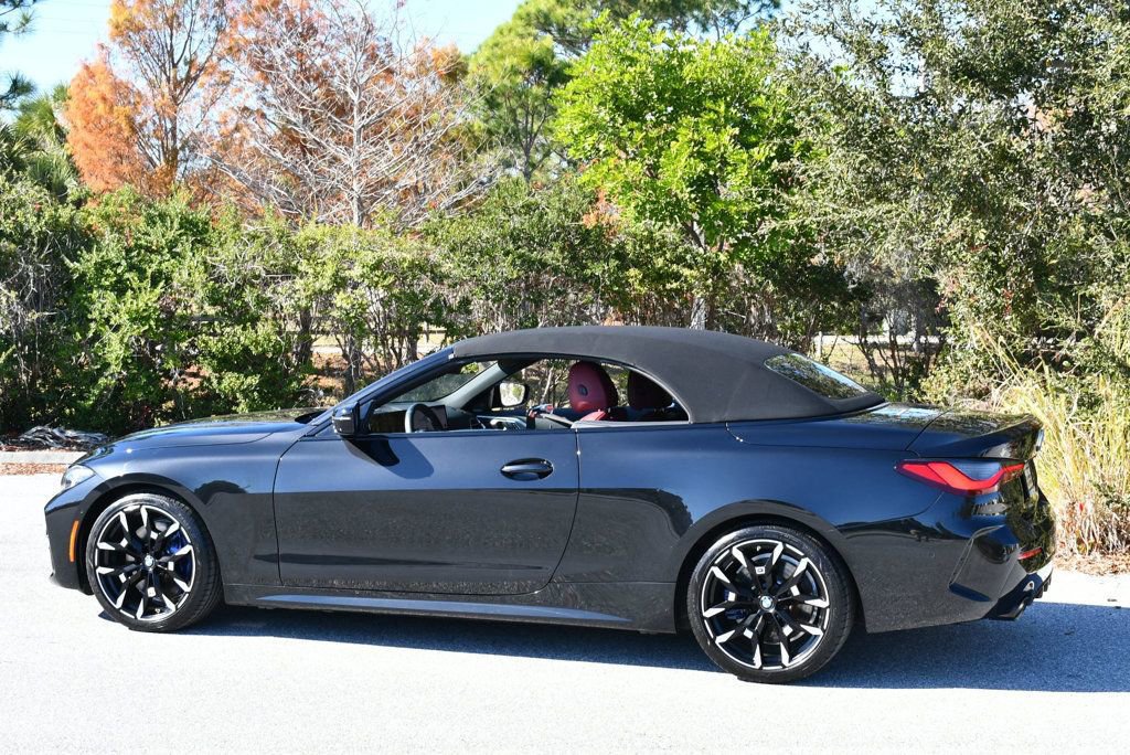 Used 2025 BMW 430i Convertible w/ M Sport Package image 4