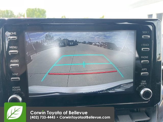 Used 2020 Toyota Corolla LE FWD image 13