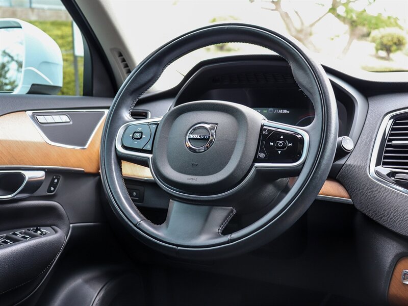 Used 2022 Volvo XC90 T8 Inscription Expression w/ Advanced Package AWD/4WD image 20