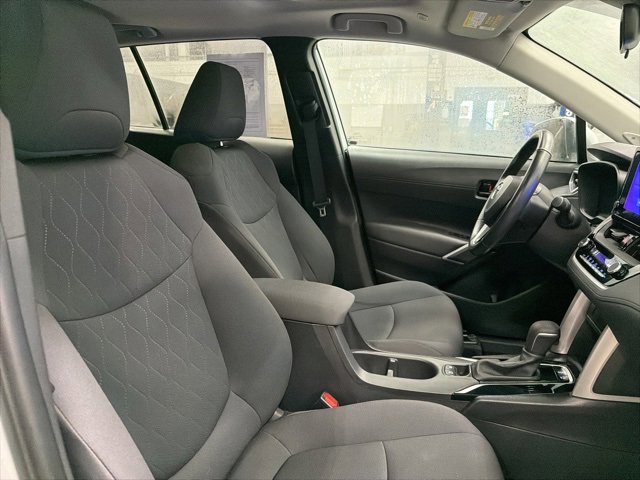 Certified 2023 Toyota Corolla Cross LE image 27