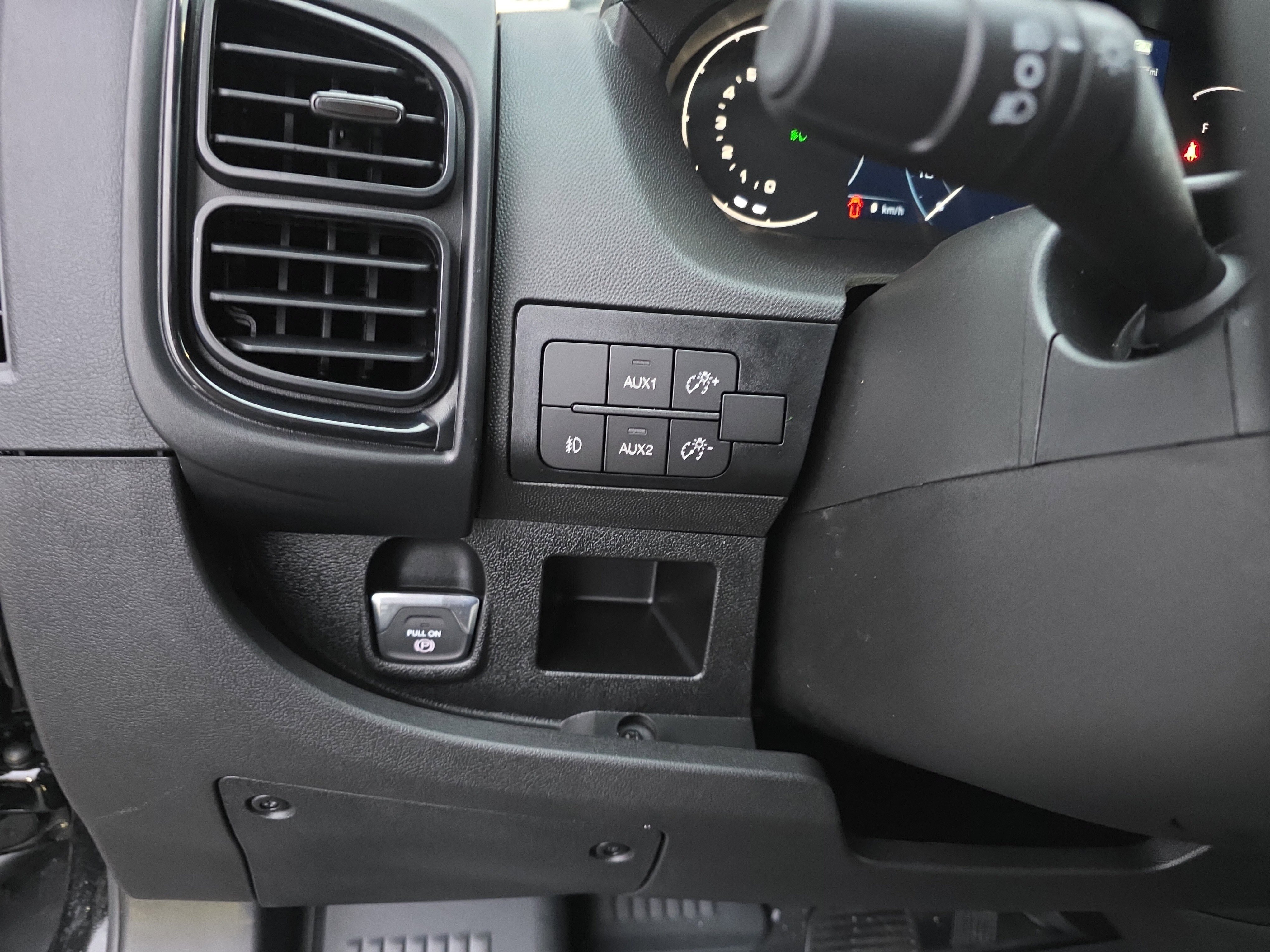 New 2026 RAM ProMaster 3500 w/ Premium Convenience Group image 13