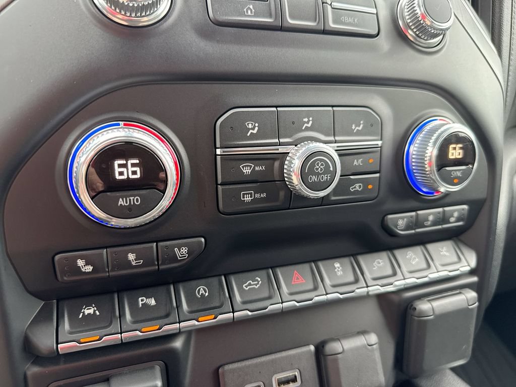 Used 2019 GMC Sierra 1500 Denali w/ Denali Ultimate Package AWD/4WD image 17