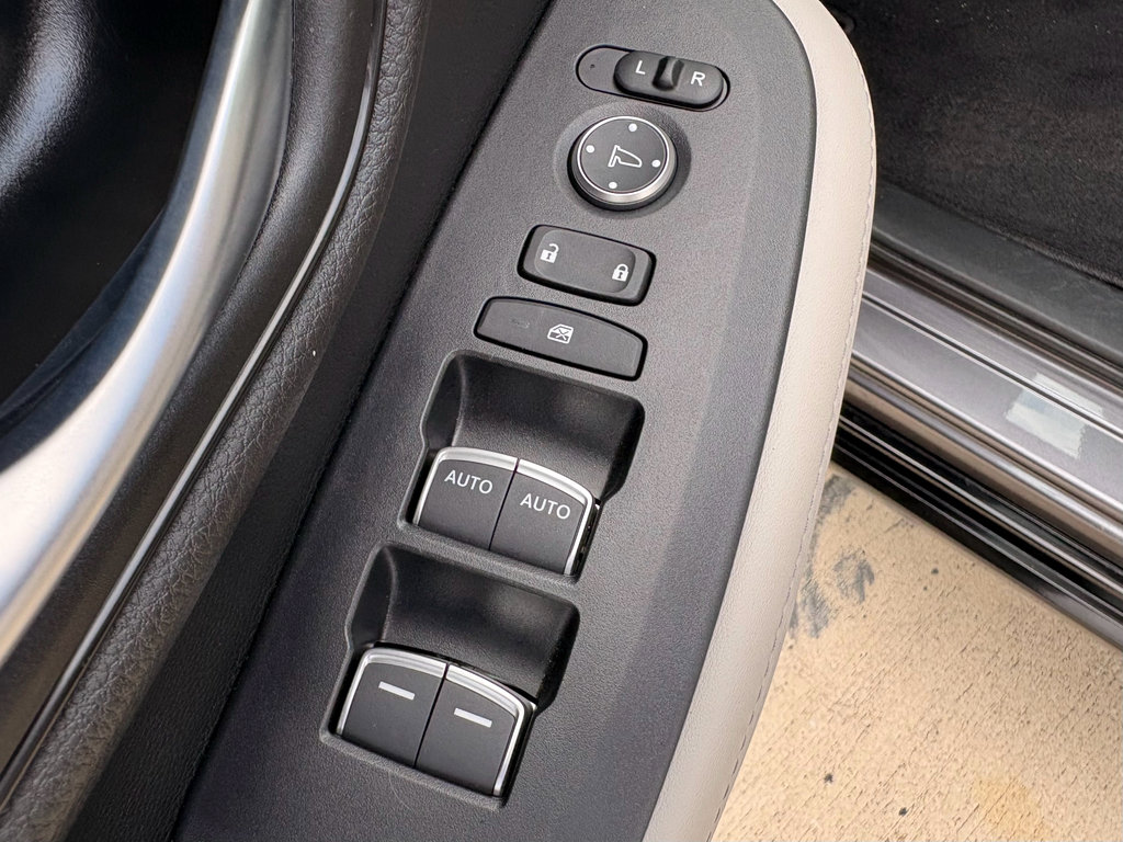 Certified 2026 Honda HR-V EX-L image 12