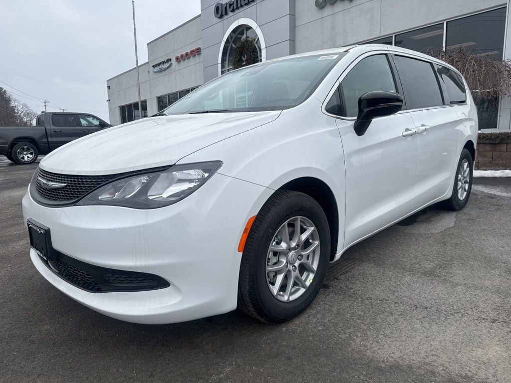 New 2026 Chrysler Voyager LX FWD image 7