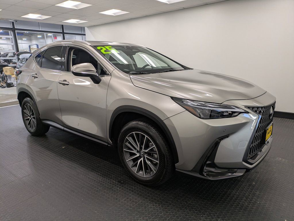 Used 2025 Lexus NX 350 AWD w/ Accessory Package (2T) image 3