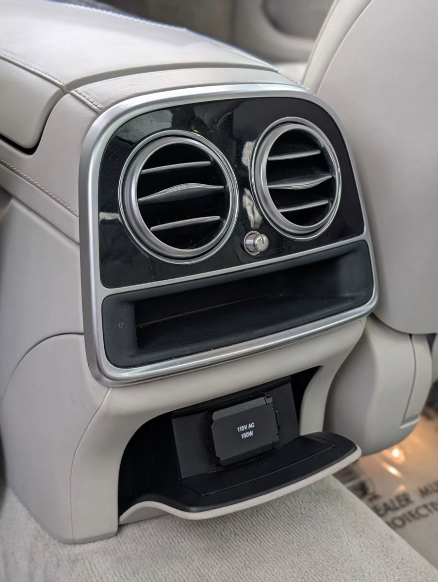 Used 2016 Mercedes-Benz S 550 4MATIC Sedan image 35