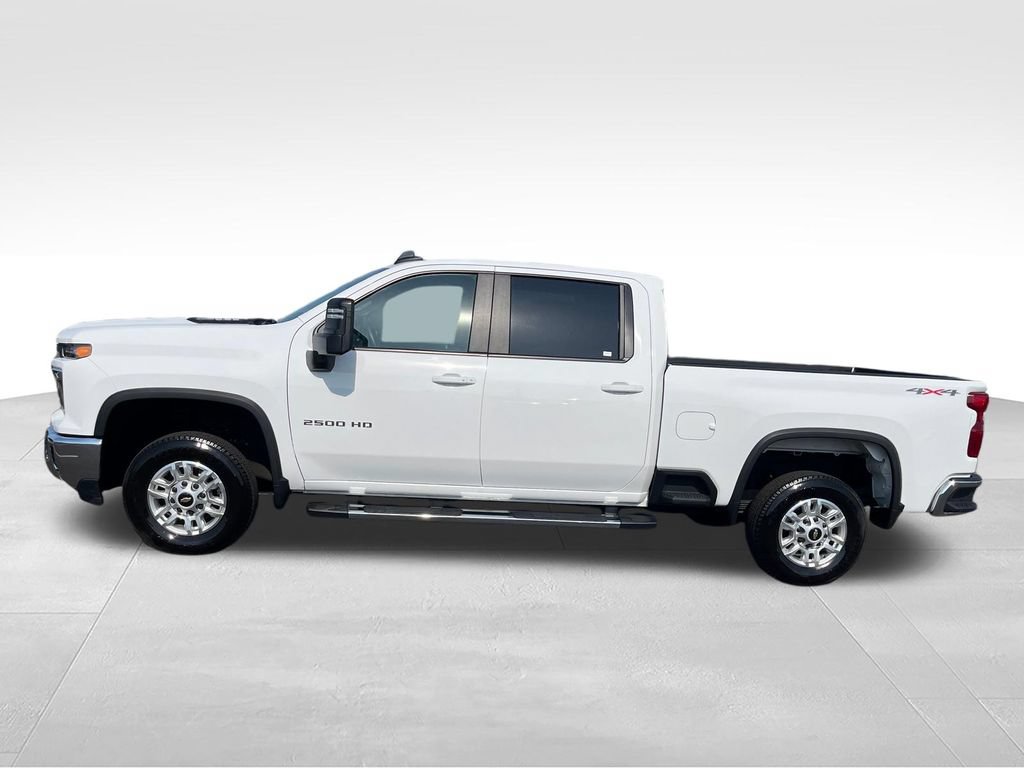 Used 2025 Chevrolet Silverado 2500 LT w/ Convenience Package AWD/4WD image 2