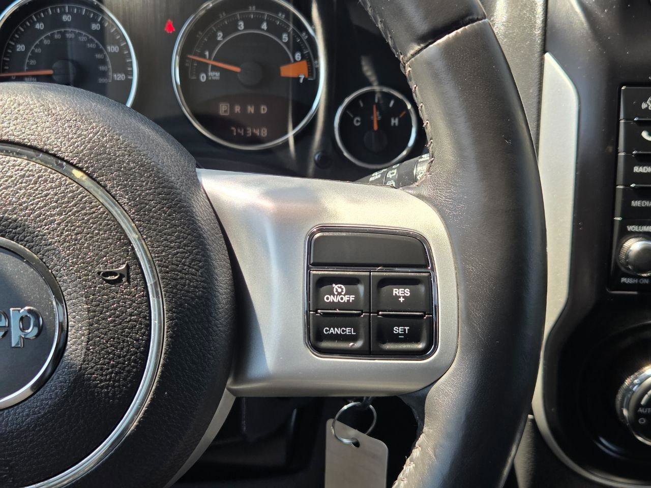 Used 2017 Jeep Compass Latitude AWD/4WD image 27