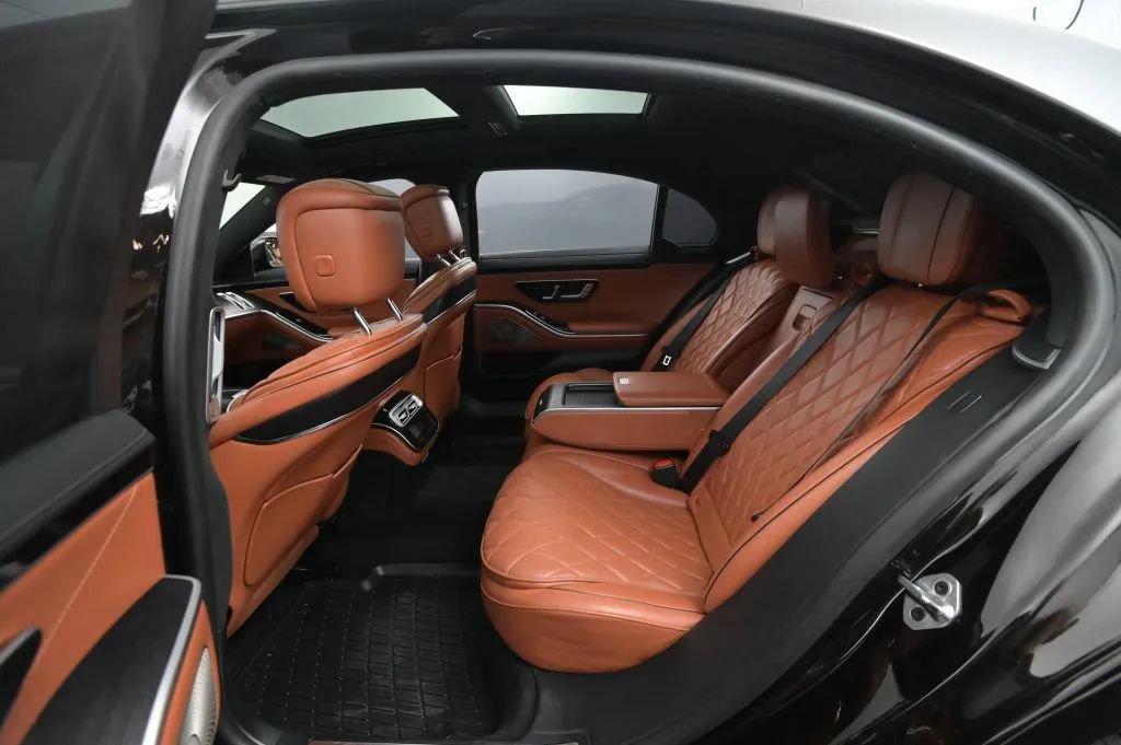 Used 2022 Mercedes-Benz S 580 4MATIC Sedan image 40