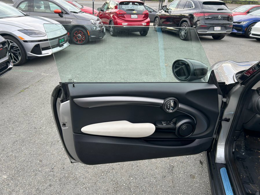 Used 2023 MINI Cooper SE image 10