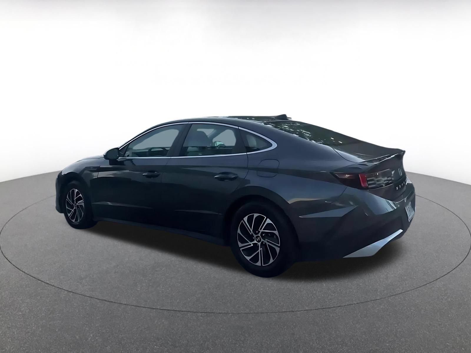 Used 2026 Hyundai Sonata Blue FWD image 10
