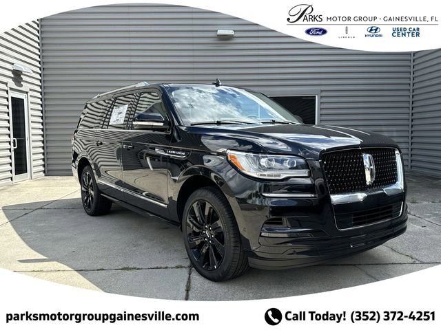New 2024 Lincoln Navigator L Reserve AWD/4WD image 1
