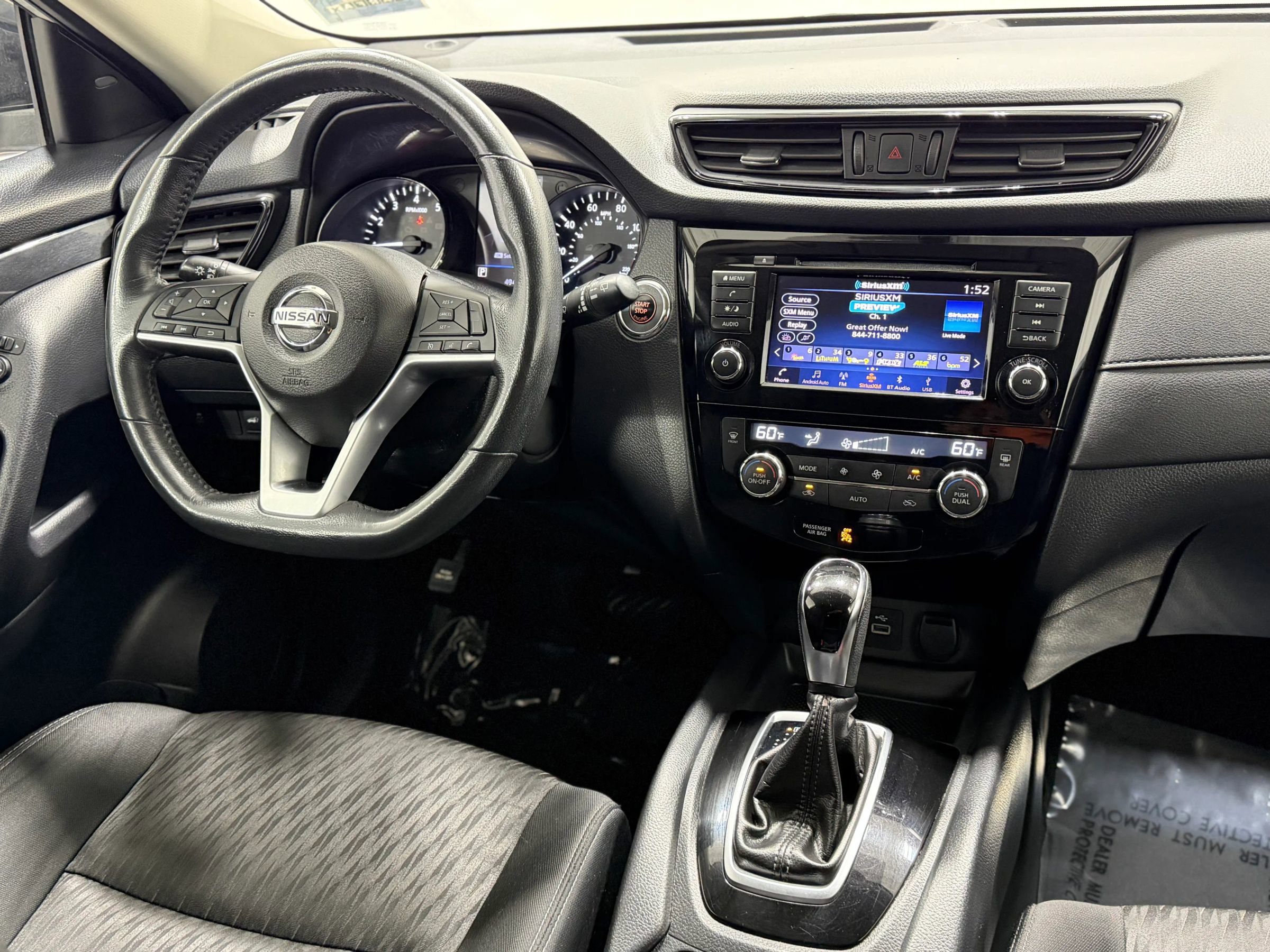 Used 2018 Nissan Rogue SV image 22