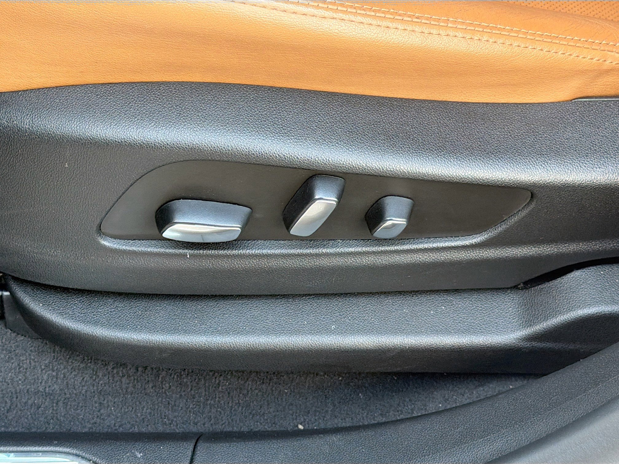 Used 2023 Cadillac XT5 Premium Luxury image 23