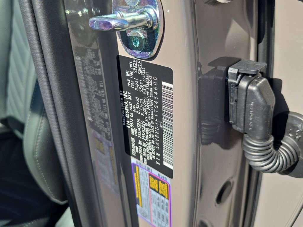New 2026 Kia Sorento SX Prestige image 34