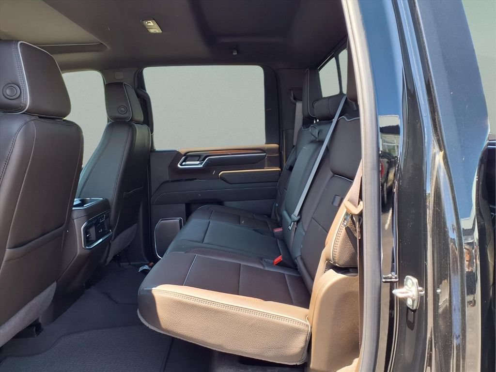 New 2026 GMC Sierra 2500 Denali w/ Technology Package AWD/4WD image 17