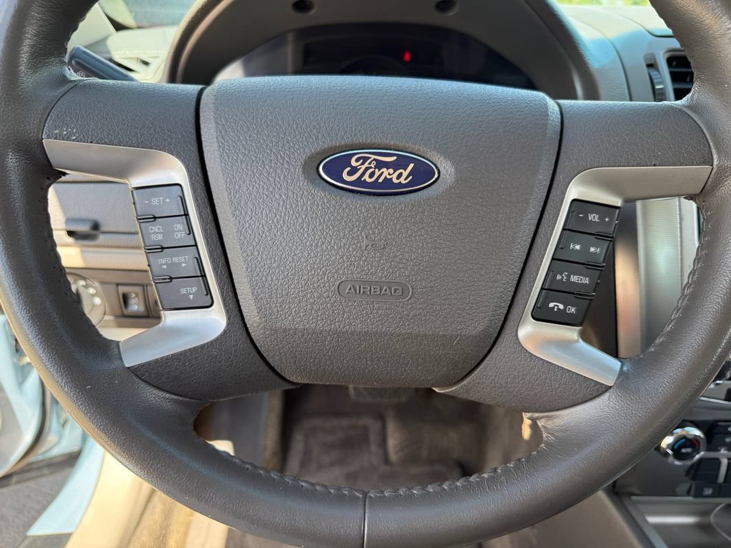 Used 2011 Ford Fusion Hybrid FWD image 28