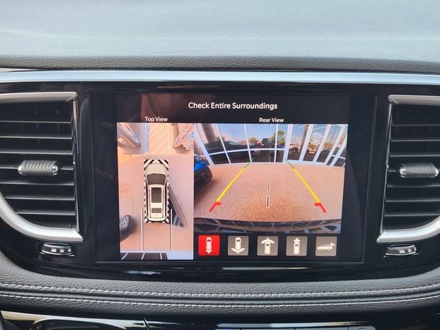New 2026 Chrysler Pacifica Select FWD image 13
