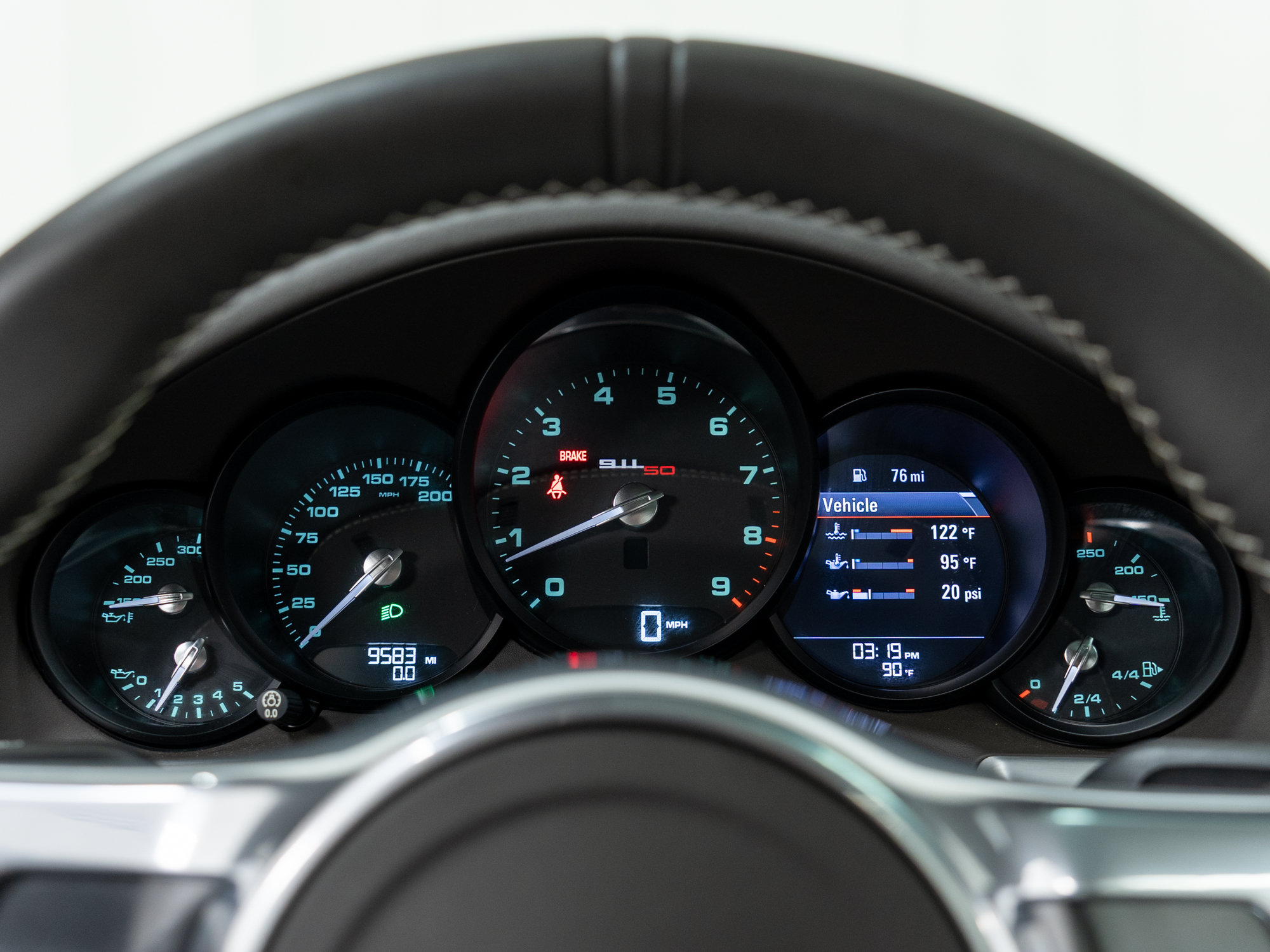 Certified 2014 Porsche 911 50th Anniversary Edition RWD image 29