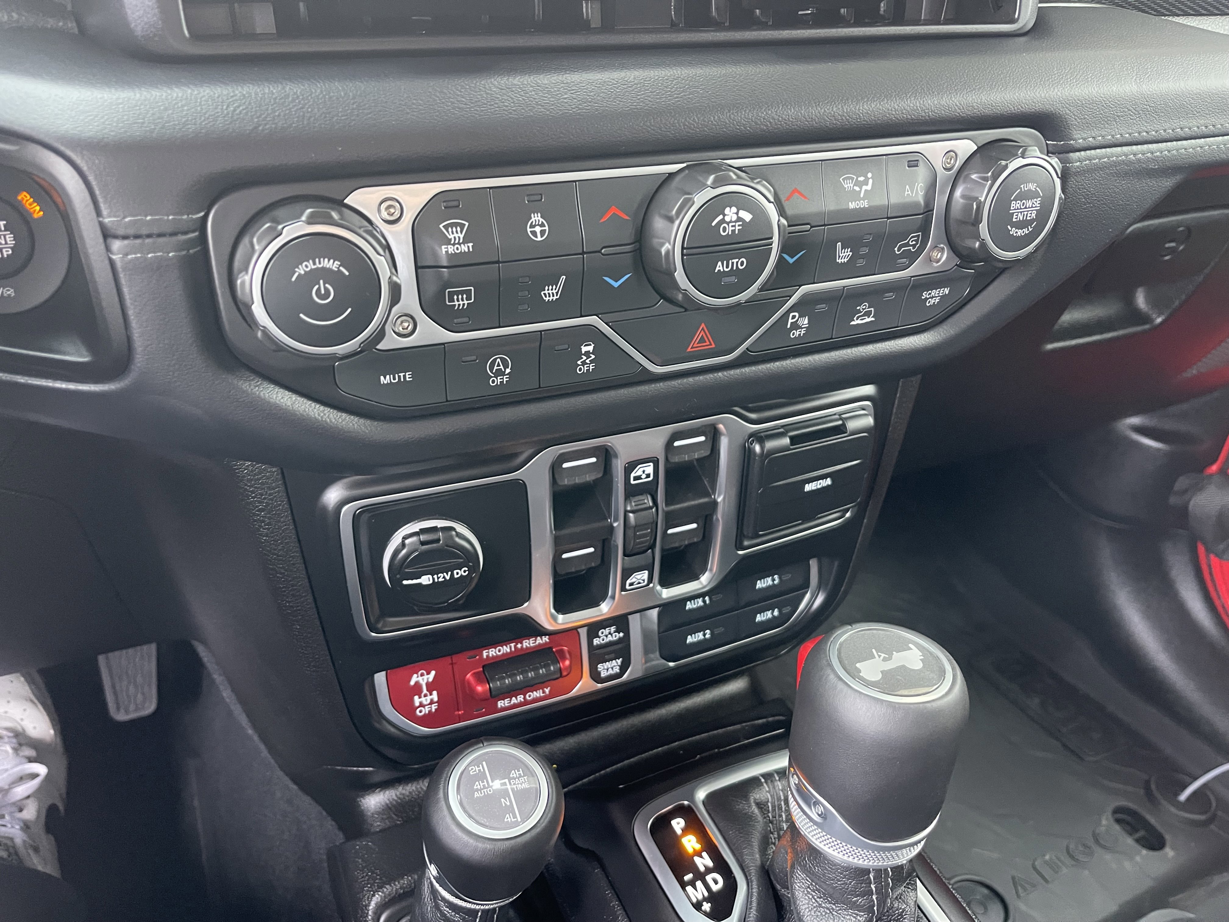 New 2026 Jeep Wrangler Unlimited Rubicon image 30